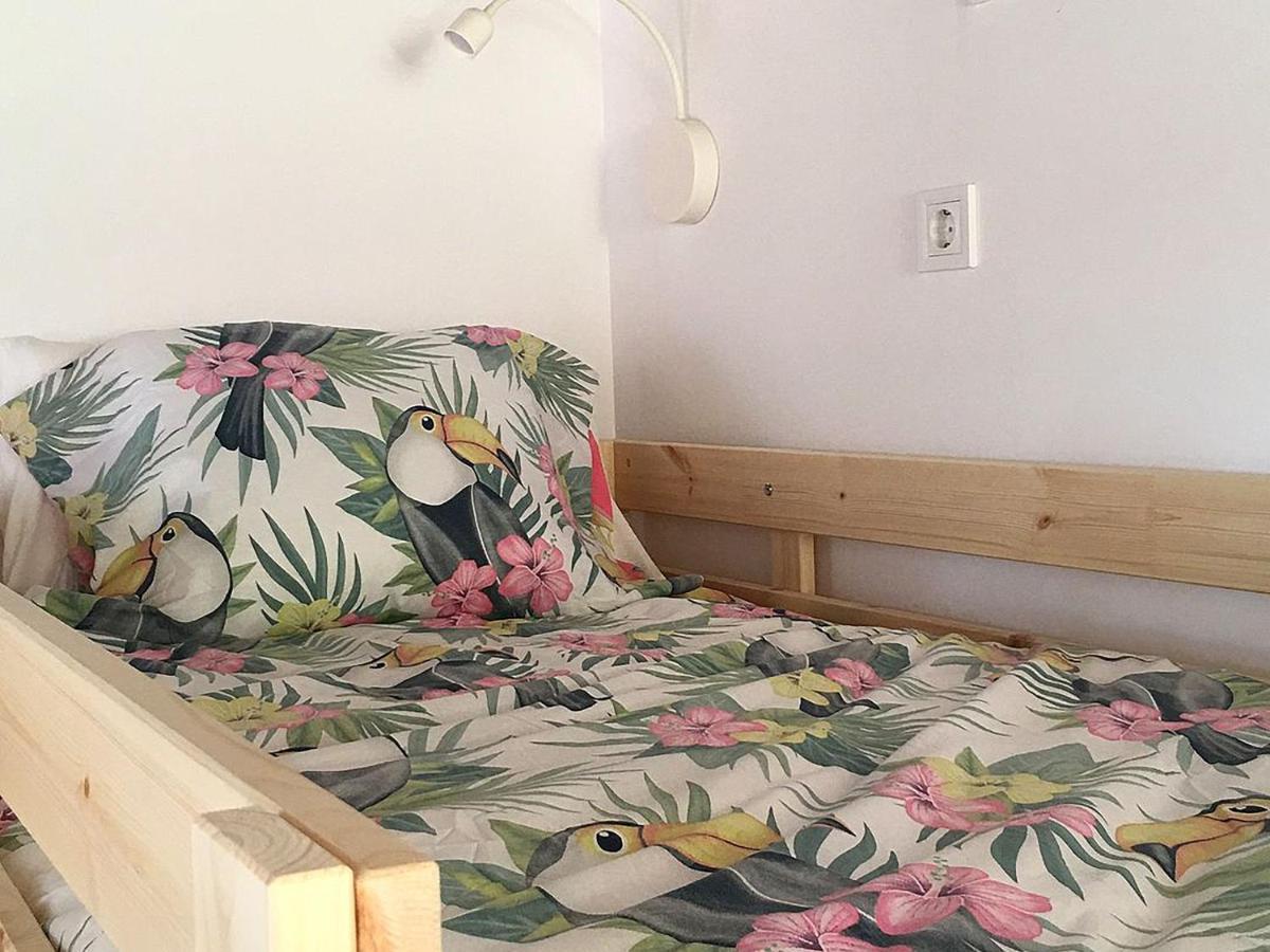Cocos Surfhouse Hostel San Juan De La Arena Bagian luar foto