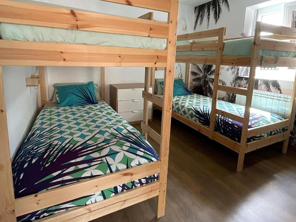 Cocos Surfhouse Hostel San Juan De La Arena Bagian luar foto