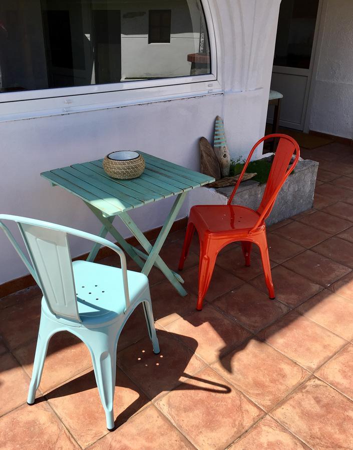 Cocos Surfhouse Hostel San Juan De La Arena Bagian luar foto